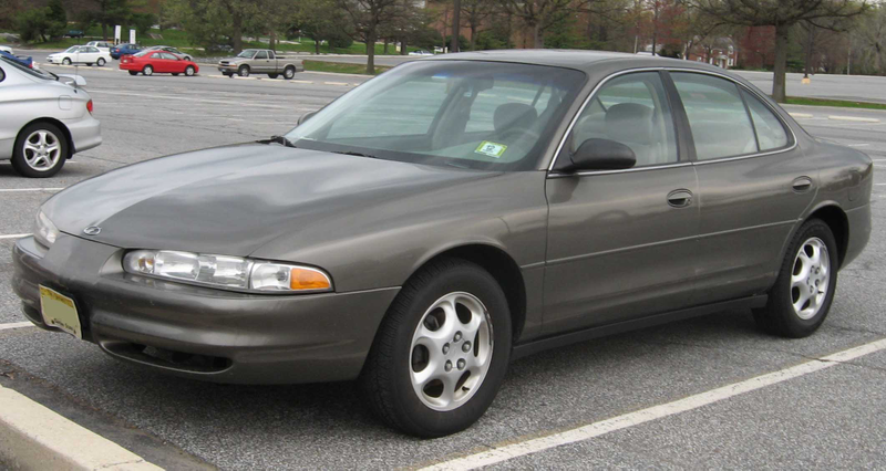 Illustration for article titled 10 cars from the '90s that you probably forgot about